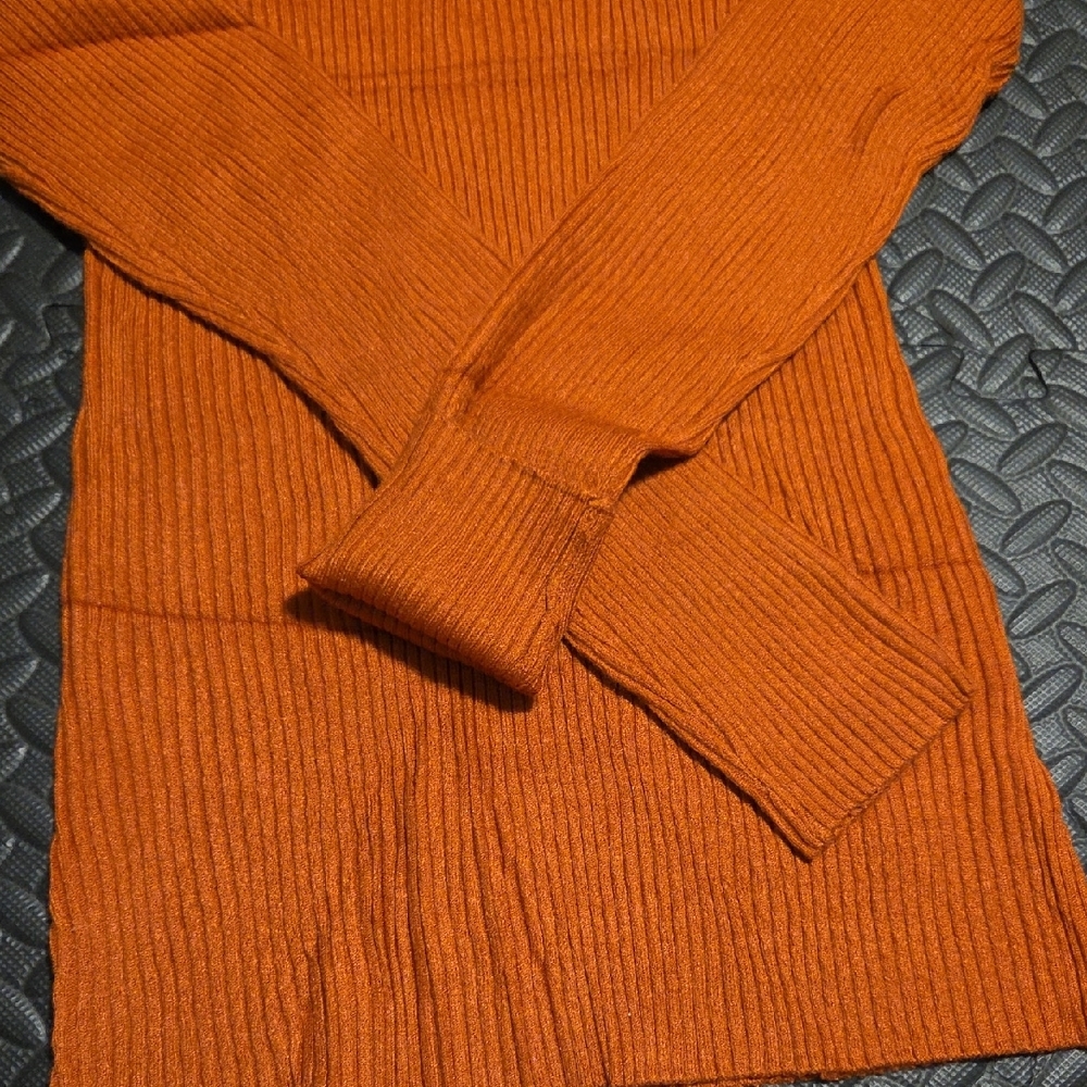 Orange Ribbed Crew Neck Sweater - Picture 3 of 6